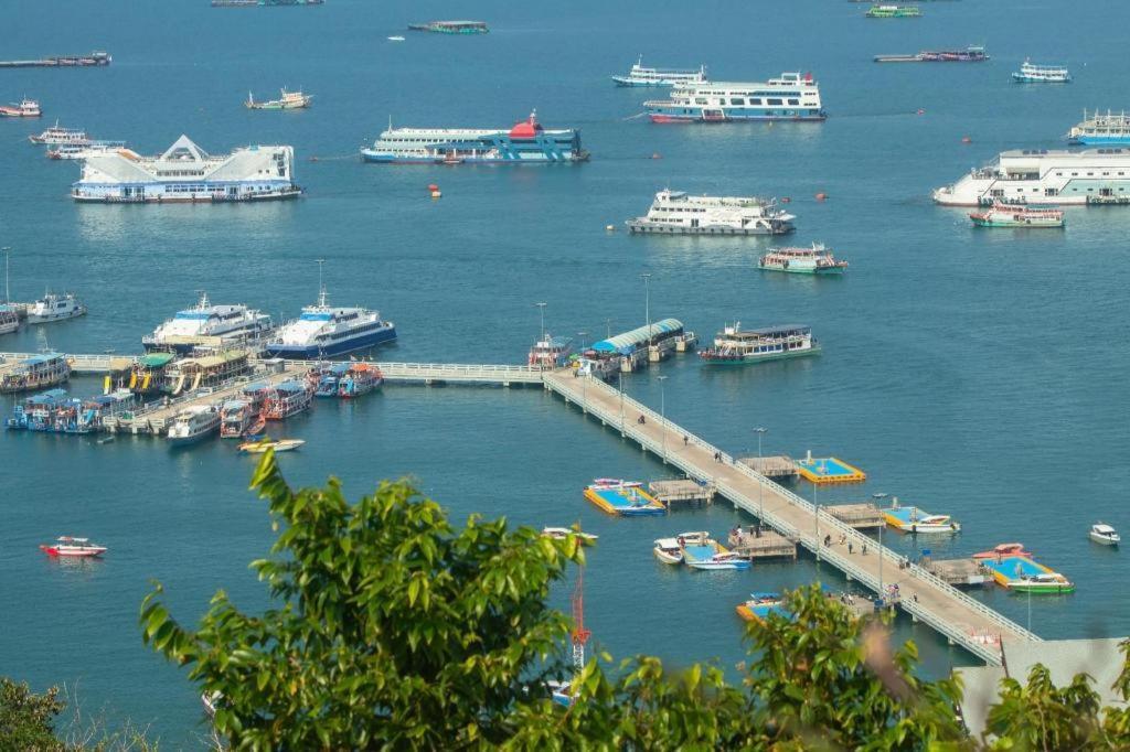 By Dee @Jomtien Ξενοδοχείο Pattaya Εξωτερικό φωτογραφία